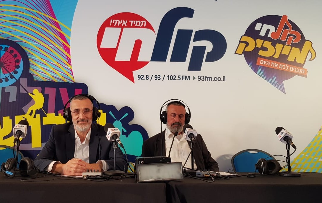 'מעולם לא עשו את הדברים המדהימים שדרעי עושה לתלמידי הישיבות' • האזינו הרב צביקה כהן והרב בן לולו
