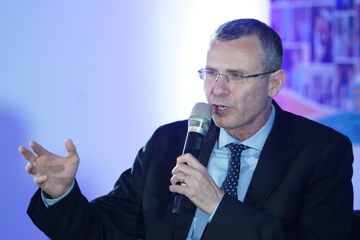 לוין תוקף: "איך אדם שרוצה להיות ר"מ יקים את ממשלתו ע"י תומכי טרור" יריב לוין