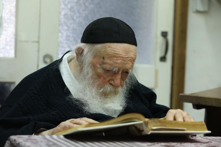 הוראת שעה ממרן: על נשות ישראל ובנות הסמינרים להגיע לכותל .
