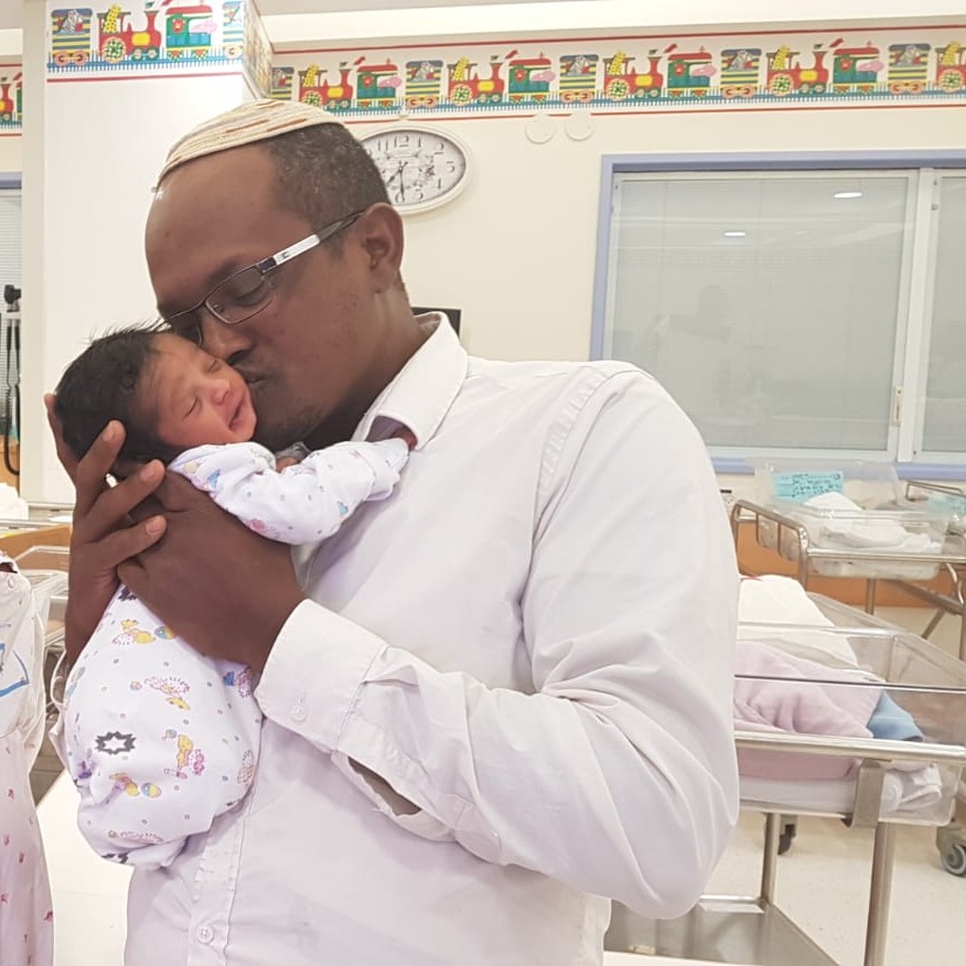 כן ירבו: במהלך ראש השנה נולדו 92 תינוקות חדשים בשערי צדק WhatsApp Image 2019-10-01 at 20.23.18