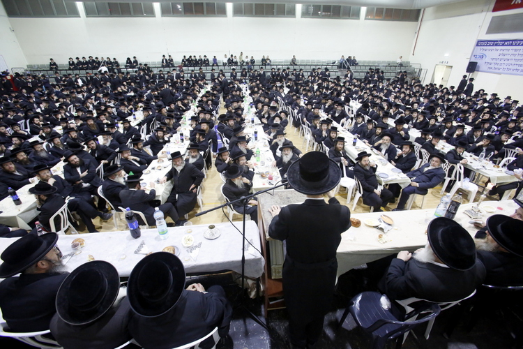 במלאת שנה לפטירת רבם: 'המתמידים' התכנסו • גלריה _37A8363