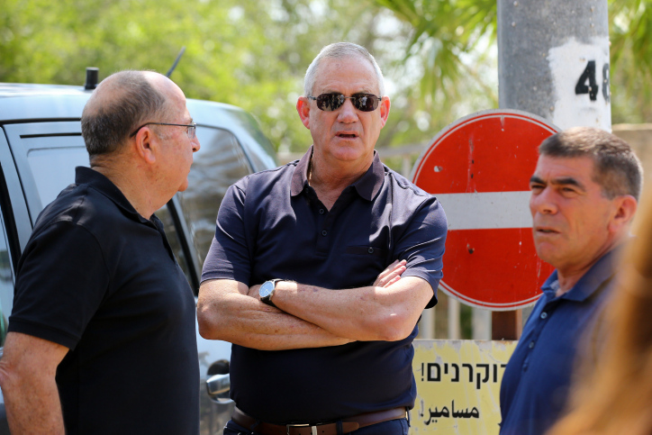 הנדל להרב פרץ: "נקים ממשלה ללא חרדים ונקדם מהלך משמעותי ביו"ש" .