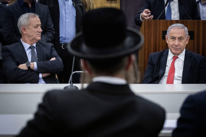 שקד: "בשביל 4 חודשים כחול לבן לא ישבו עם נתניהו?" .