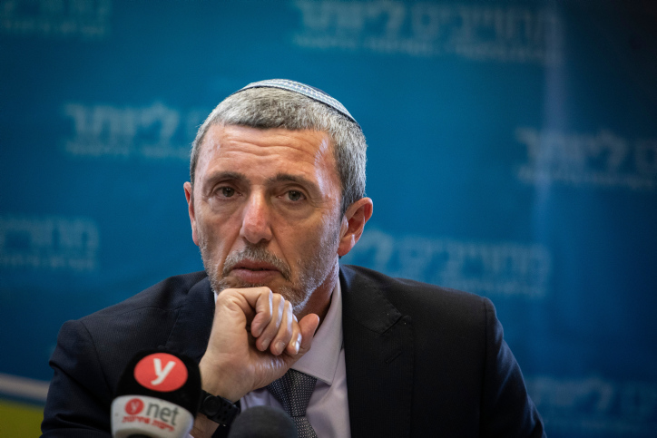 הרב פרץ מבהיר: "לא נצטרף לאף ממשלת מיעוט רק ע"פ מתווה הנשיא" .