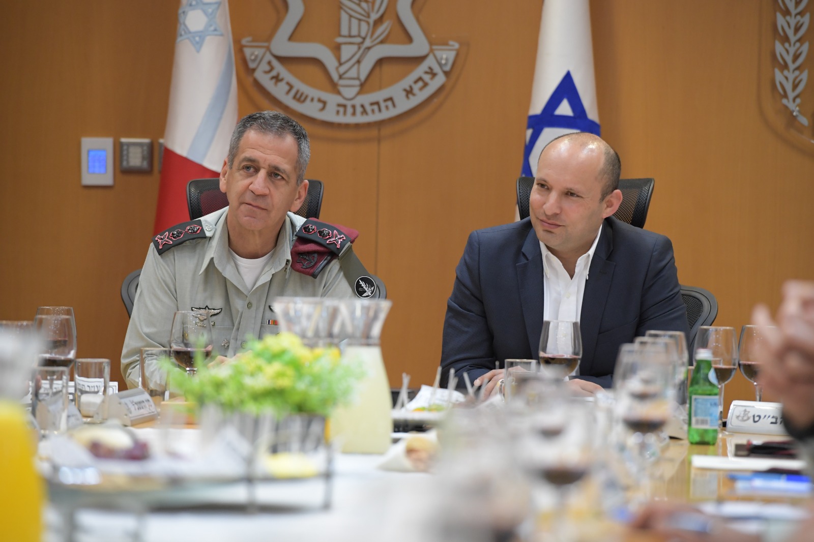 בנט נגד היועמשי"ם: "האוטוריטה היחידה בצה"ל היא המפקדים" WhatsApp Image 2019-11-18 at 16.59.38