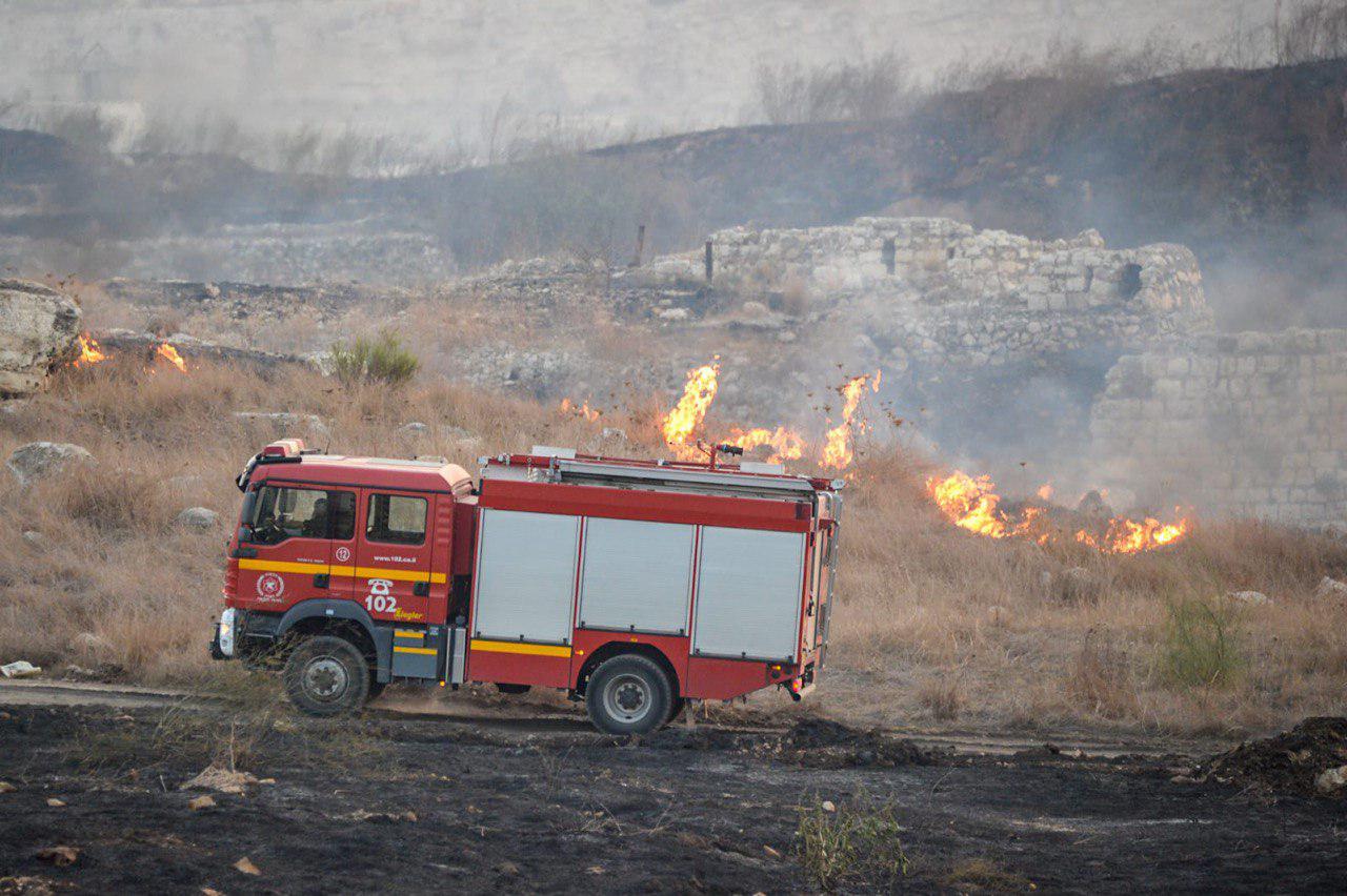 תיעוד: מספר שריפות פרצו היום באזור ראש העין photo_2019-11-07_16-54-32