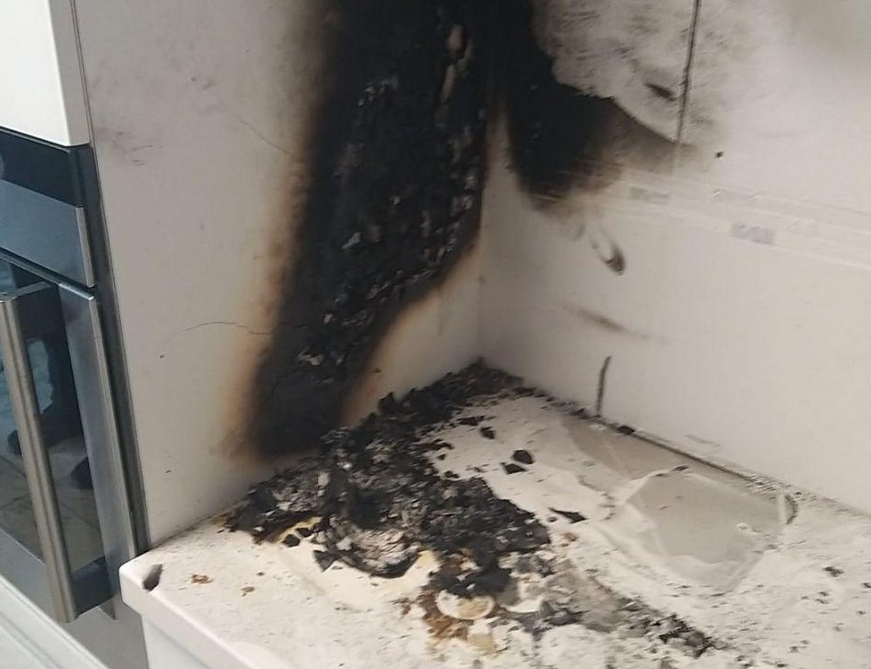 חוסר זהירות בנרות השבת, גרמה לשריפה בדירת מגורים: ילדה נפצעה photo_2019-11-09_17-47-35 (2)