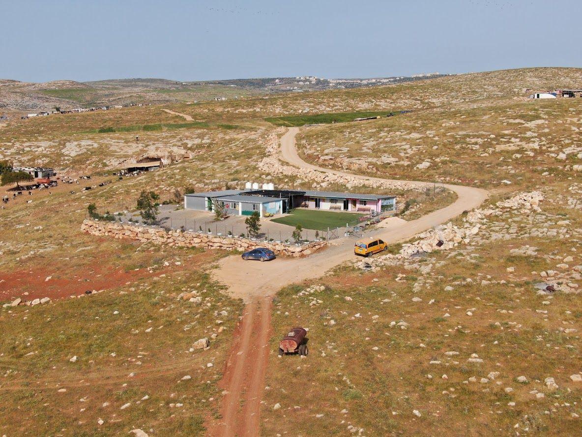 עתירה נגד הרשות הפלסטינית: הקימה בית ספר בשמורת טב בית הספר