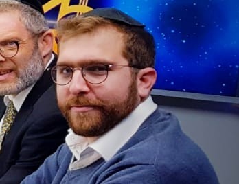 אחרי 25 שנים: אלבום נדיר של הרב קרליבך נחשף לראשונה • האזינו זלסקו קרליבכיסטים אולפן קול חי