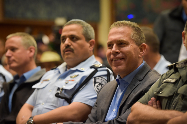 לאור פיזור הכנסת: השר ארדן מבקש אישור למנות מפכ"ל קבוע .