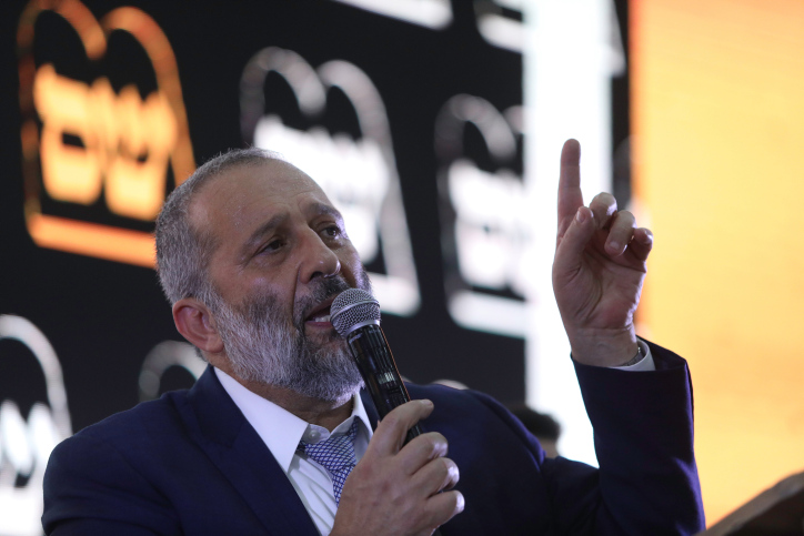 דרעי: "שיש התקרבות בין ביבי לגנץ – ליברמן מדליף שהוא חובר לימין"" SHAS