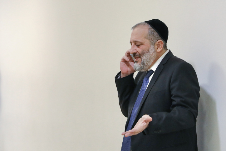 מגעים ברגע האחרון: נשיא המדינה ייפגש עם השר דרעי .