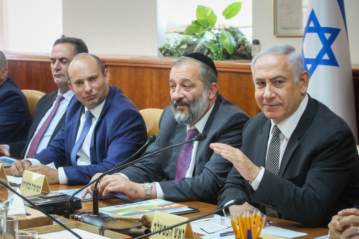 בגלל הפיצול: נתניהו מאיים לפטר את בנט וסמוטריץ' .