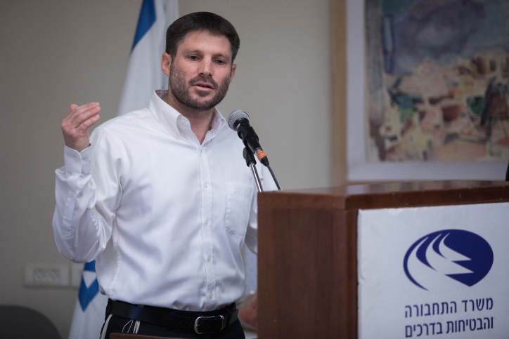רבנים מגבים את סמוטריץ': "כל מעשיו לשם שמיים" השר בצלאל סמוטריץ'