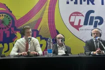 בצלאל קאהן, יעקב ריבלין ואבי בלום