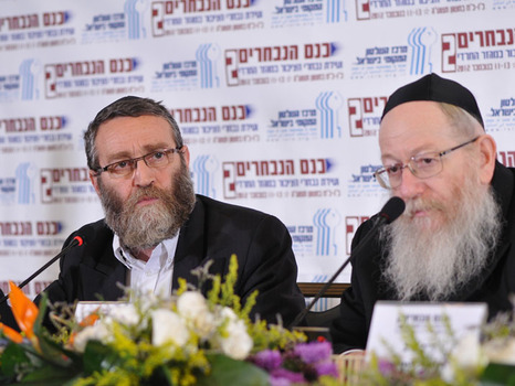 Gafni rejects Litzman’s peace offer: “We are all Michi Alper”