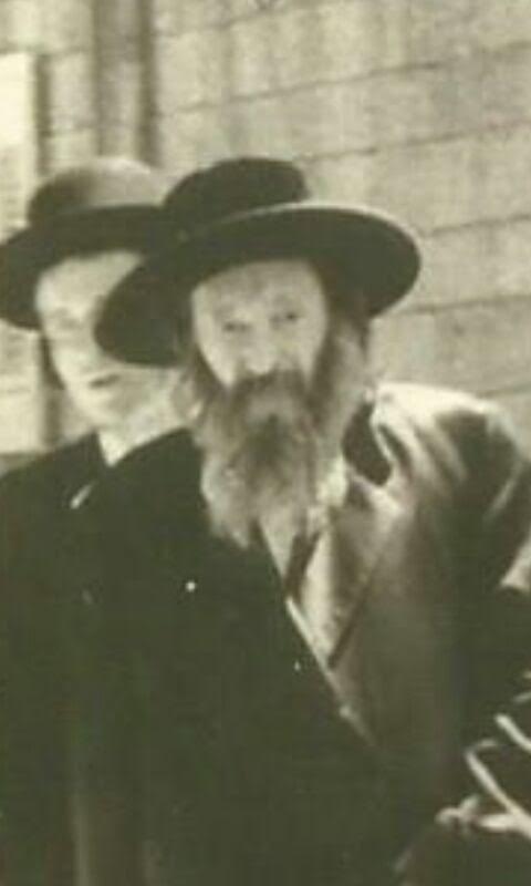 נכדו- רבי מרדכי מזוועהיל זיע"א בעל היקרא דמלכא
