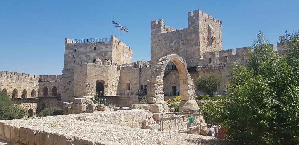 הסיורים הכי מעניינים בשכונות הירושלמיות • צפו - רדיו קול חי